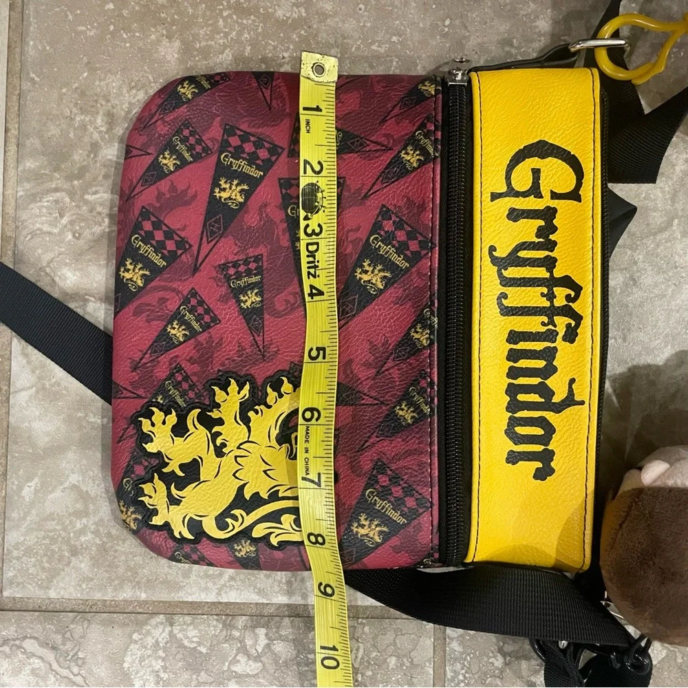 Harry Potter Gryffindor Crossbody Bag‎ by Loungefly Bags with plushes